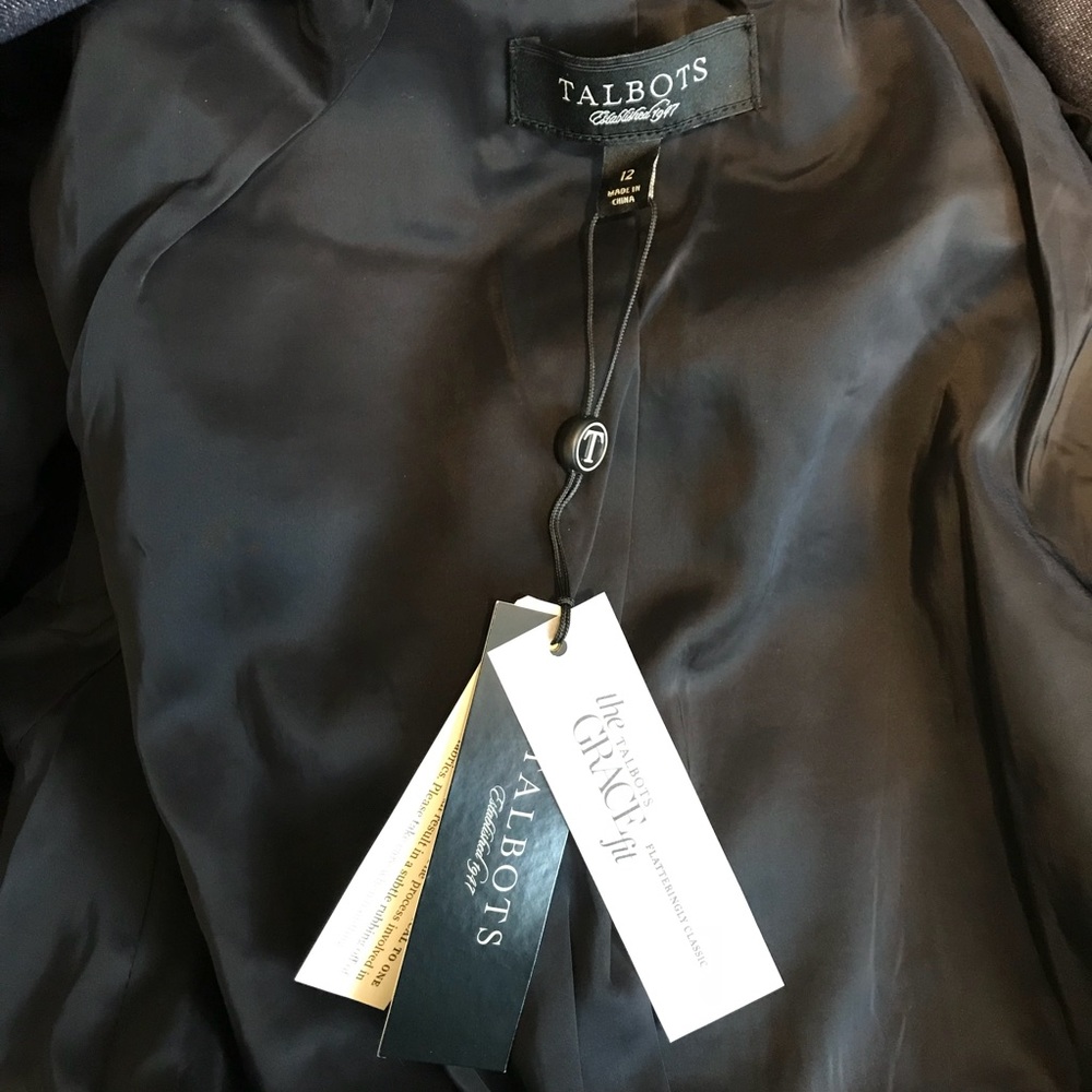 Sale! 🔥 Talbots Grace Fit Blazer - Picture 3 of 4